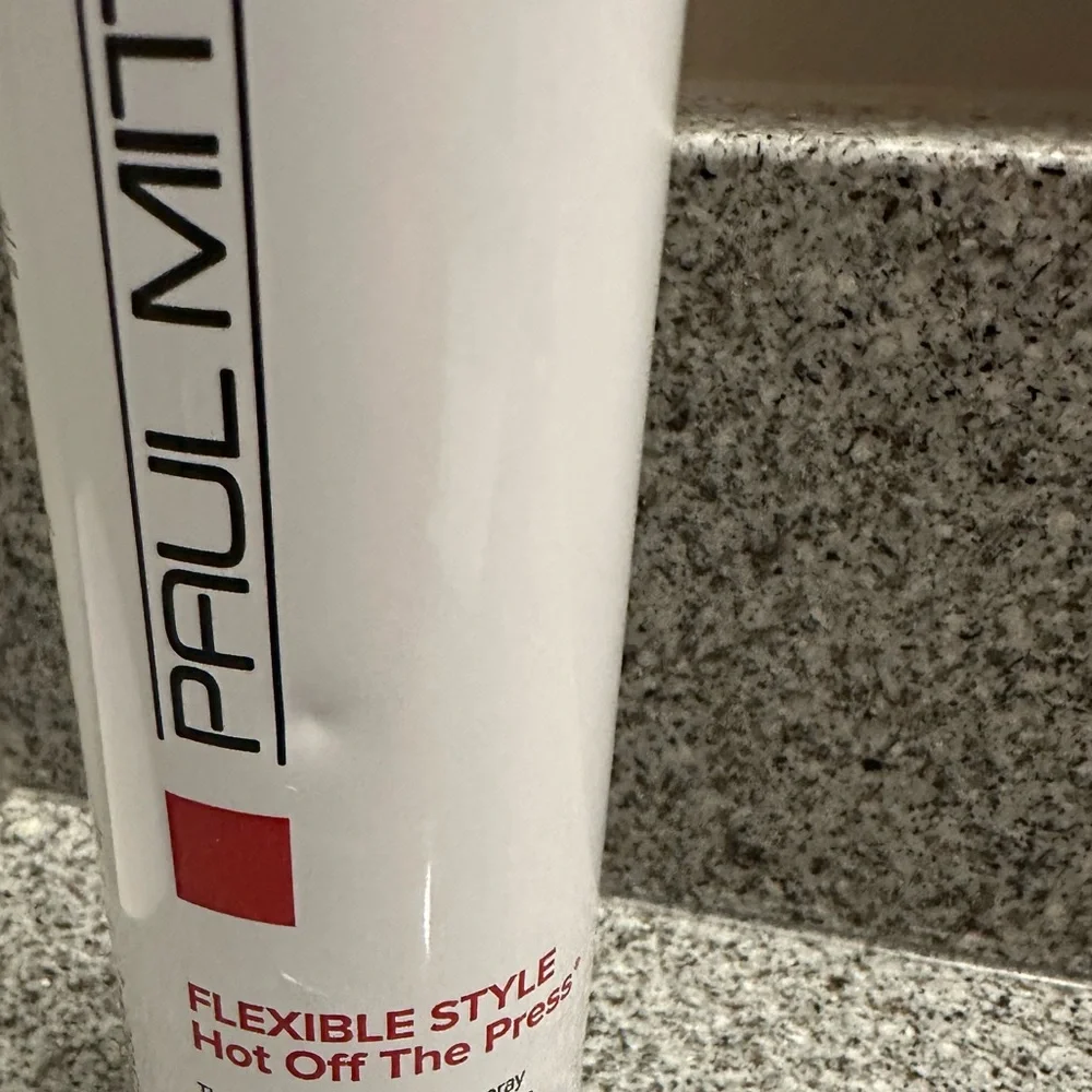 Paul Mitchell Hot Off The Press Heat Protectant - Picture 2 of 6